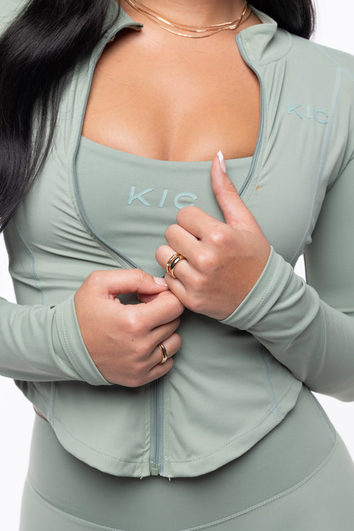 Load image 1 in gallery view. KHAKI SET