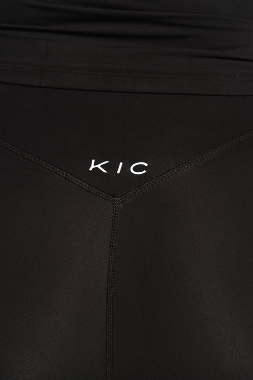 Load image 1 in gallery view. Varsity Flare Leggings - Black