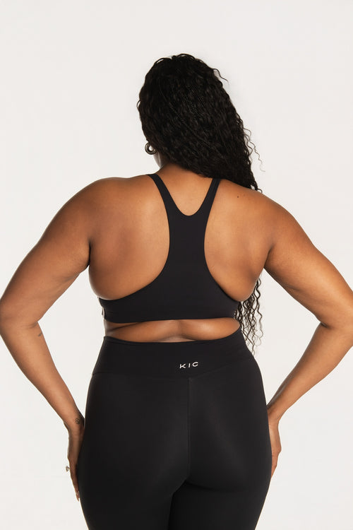 Load image 1 in gallery view. Sideline Striped Sports Bra