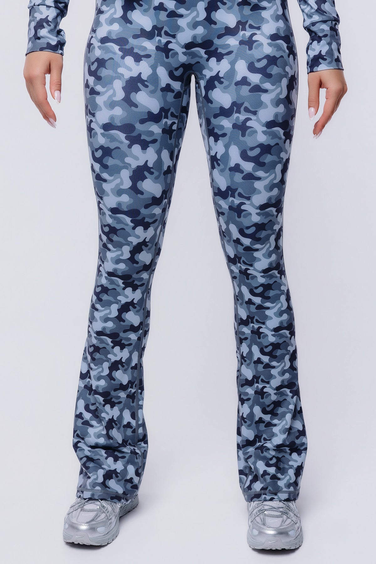 Canyon Flare Leggings - Sage